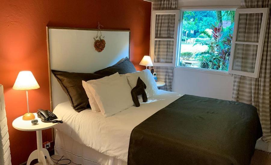Pequena Suecia Hotel Penedo  Bilik gambar
