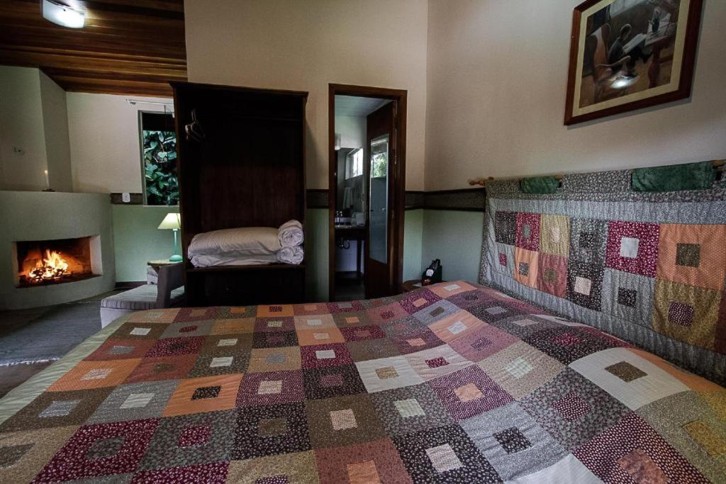 Pequena Suecia Hotel Penedo  Bilik gambar